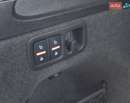 Белый Ауди Ку 7, объемом двигателя 3 л и пробегом 121 тыс. км за 28499 $, фото 44 на Automoto.ua
