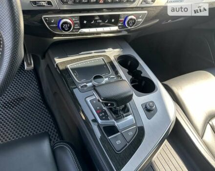 Білий Ауді Ку 7, об'ємом двигуна 2.97 л та пробігом 202 тис. км за 46900 $, фото 37 на Automoto.ua