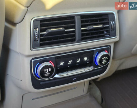 Белый Ауди Ку 7, объемом двигателя 3 л и пробегом 157 тыс. км за 27900 $, фото 19 на Automoto.ua