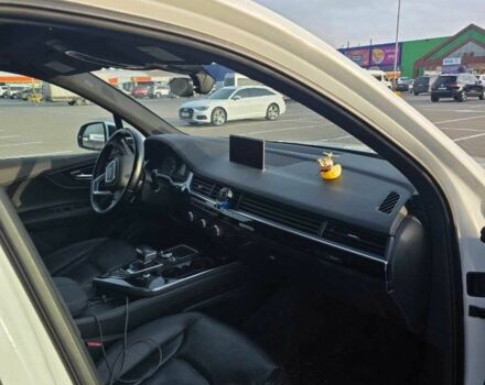 Белый Ауди Ку 7, объемом двигателя 2 л и пробегом 185 тыс. км за 32000 $, фото 6 на Automoto.ua