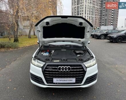 Белый Ауди Ку 7, объемом двигателя 3 л и пробегом 184 тыс. км за 32500 $, фото 10 на Automoto.ua