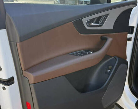 Білий Ауді Ку 7, об'ємом двигуна 2.97 л та пробігом 230 тис. км за 34800 $, фото 10 на Automoto.ua