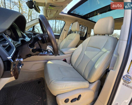 Белый Ауди Ку 7, объемом двигателя 3 л и пробегом 157 тыс. км за 27900 $, фото 12 на Automoto.ua