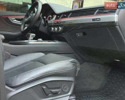 Белый Ауди Ку 7, объемом двигателя 3 л и пробегом 120 тыс. км за 26800 $, фото 27 на Automoto.ua