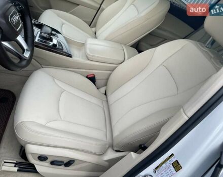 Белый Ауди Ку 7, объемом двигателя 3 л и пробегом 253 тыс. км за 26000 $, фото 13 на Automoto.ua