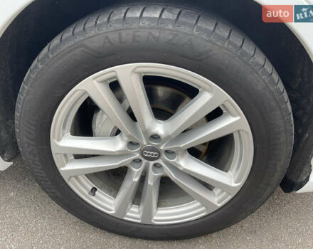 Белый Ауди Ку 7, объемом двигателя 3 л и пробегом 130 тыс. км за 38000 $, фото 4 на Automoto.ua