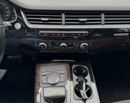 Белый Ауди Ку 7, объемом двигателя 3 л и пробегом 184 тыс. км за 32500 $, фото 47 на Automoto.ua