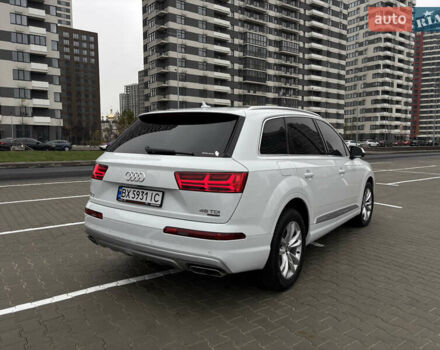 Белый Ауди Ку 7, объемом двигателя 2.97 л и пробегом 141 тыс. км за 43000 $, фото 3 на Automoto.ua