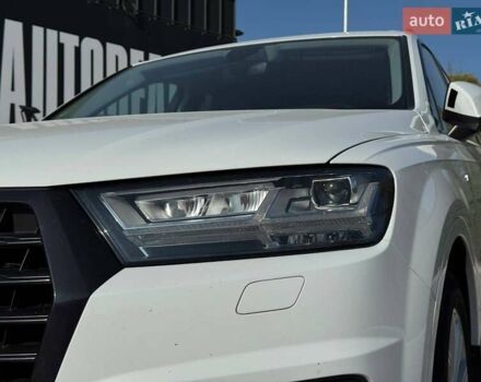Ауді Ку 7 2016 у Каменце-Подольском на Automoto.ua Білий Ауді Ку 7, об'ємом двигуна 2.97 л та пробігом 282 тис. км за 38000 $, фото 13 на Automoto.ua
