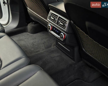 Белый Ауди Ку 7, объемом двигателя 3 л и пробегом 161 тыс. км за 47000 $, фото 65 на Automoto.ua