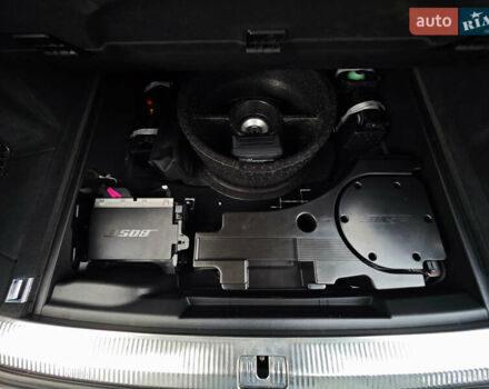 Белый Ауди Ку 7, объемом двигателя 3 л и пробегом 161 тыс. км за 47000 $, фото 59 на Automoto.ua