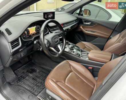 Белый Ауди Ку 7, объемом двигателя 3 л и пробегом 184 тыс. км за 27500 $, фото 9 на Automoto.ua
