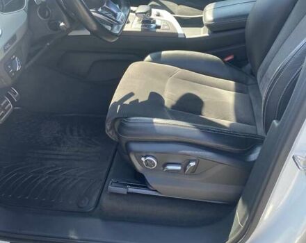 Белый Ауди Ку 7, объемом двигателя 3 л и пробегом 135 тыс. км за 45000 $, фото 3 на Automoto.ua