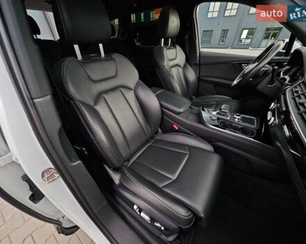 Белый Ауди Ку 7, объемом двигателя 3 л и пробегом 161 тыс. км за 47000 $, фото 79 на Automoto.ua