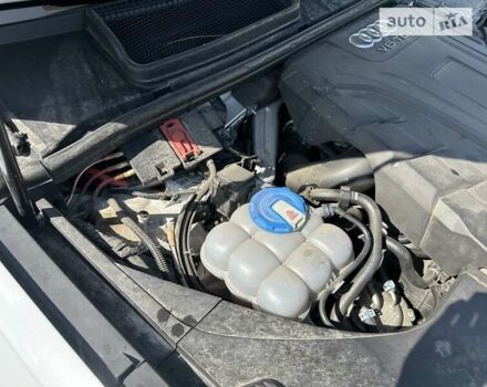 Білий Ауді Ку 7, об'ємом двигуна 2.97 л та пробігом 202 тис. км за 46900 $, фото 74 на Automoto.ua