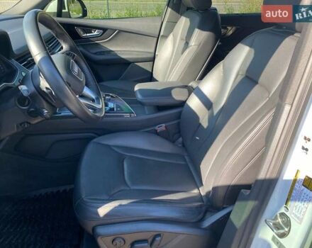 Белый Ауди Ку 7, объемом двигателя 3 л и пробегом 132 тыс. км за 32000 $, фото 49 на Automoto.ua