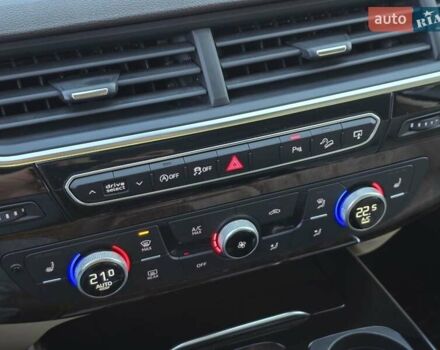 Белый Ауди Ку 7, объемом двигателя 3 л и пробегом 121 тыс. км за 28499 $, фото 51 на Automoto.ua