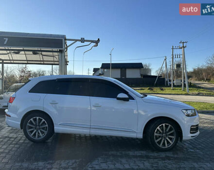 Білий Ауді Ку 7, об'ємом двигуна 2 л та пробігом 169 тис. км за 24999 $, фото 11 на Automoto.ua