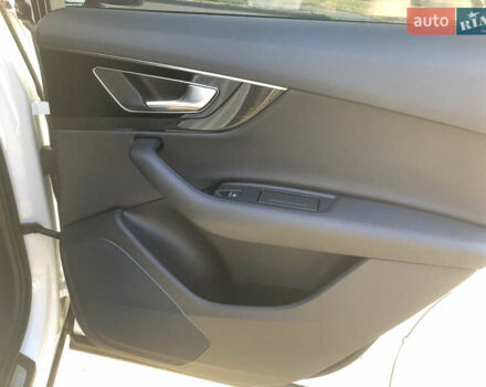 Білий Ауді Ку 7, об'ємом двигуна 2.97 л та пробігом 84 тис. км за 44000 $, фото 37 на Automoto.ua