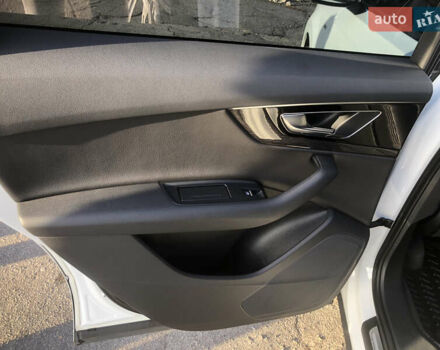 Білий Ауді Ку 7, об'ємом двигуна 2.97 л та пробігом 84 тис. км за 44000 $, фото 22 на Automoto.ua