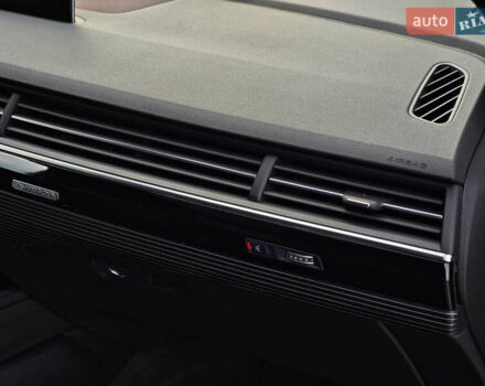 Белый Ауди Ку 7, объемом двигателя 3 л и пробегом 161 тыс. км за 47000 $, фото 84 на Automoto.ua