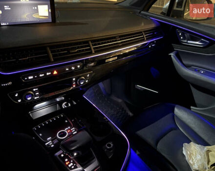 Білий Ауді Ку 7, об'ємом двигуна 3 л та пробігом 242 тис. км за 24900 $, фото 12 на Automoto.ua