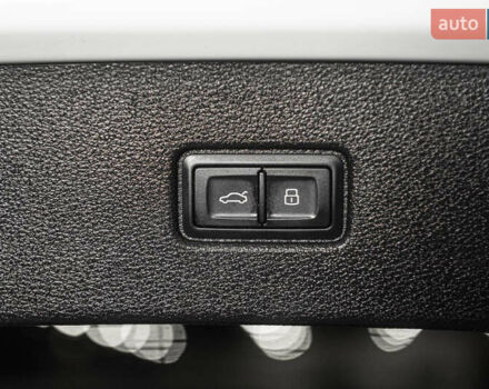 Білий Ауді Ку 7, об'ємом двигуна 2.97 л та пробігом 84 тис. км за 45900 $, фото 31 на Automoto.ua