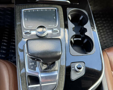 Білий Ауді Ку 7, об'ємом двигуна 3 л та пробігом 158 тис. км за 28700 $, фото 22 на Automoto.ua