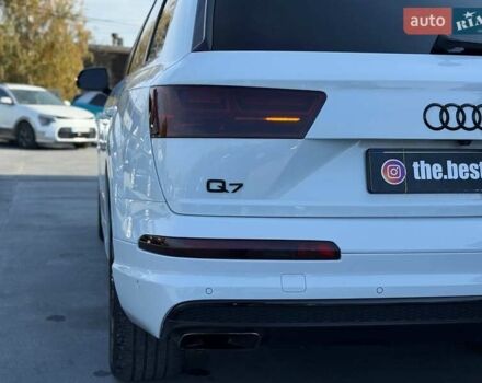 Ауді Ку 7 2017 у Рівному на Automoto.ua Білий Ауді Ку 7, об'ємом двигуна 3 л та пробігом 149 тис. км за 31000 $, фото 24 на Automoto.ua