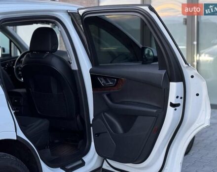 Білий Ауді Ку 7, об'ємом двигуна 3 л та пробігом 142 тис. км за 24500 $, фото 66 на Automoto.ua