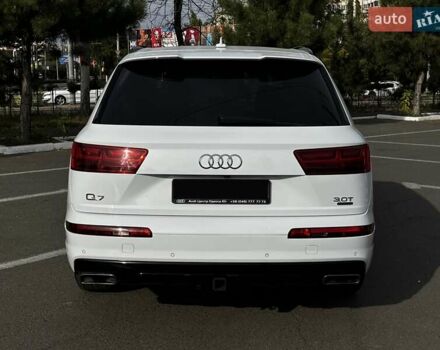 Белый Ауди Ку 7, объемом двигателя 3 л и пробегом 144 тыс. км за 23999 $, фото 5 на Automoto.ua