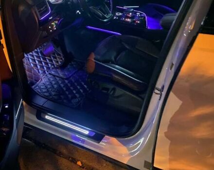 Белый Ауди Ку 7, объемом двигателя 3 л и пробегом 118 тыс. км за 35000 $, фото 21 на Automoto.ua