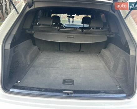 Белый Ауди Ку 7, объемом двигателя 2.97 л и пробегом 92 тыс. км за 39900 $, фото 56 на Automoto.ua