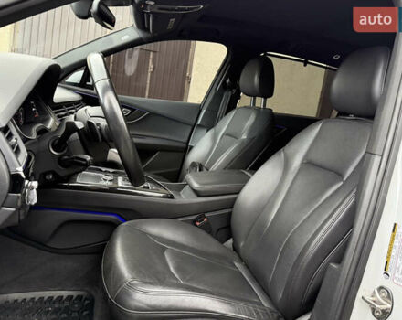 Білий Ауді Ку 7, об'ємом двигуна 3 л та пробігом 242 тис. км за 24900 $, фото 16 на Automoto.ua