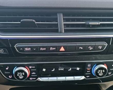 Белый Ауди Ку 7, объемом двигателя 3 л и пробегом 242 тыс. км за 25900 $, фото 14 на Automoto.ua