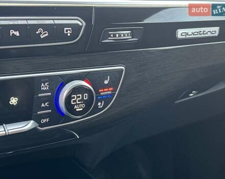 Білий Ауді Ку 7, об'ємом двигуна 2 л та пробігом 109 тис. км за 23900 $, фото 30 на Automoto.ua