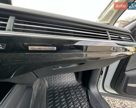 Белый Ауди Ку 7, объемом двигателя 3 л и пробегом 190 тыс. км за 35000 $, фото 23 на Automoto.ua