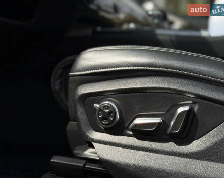 Білий Ауді Ку 7, об'ємом двигуна 3 л та пробігом 216 тис. км за 37500 $, фото 31 на Automoto.ua