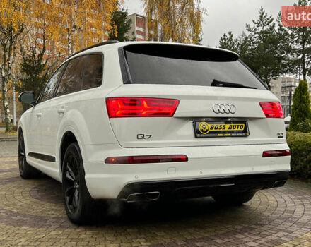 Білий Ауді Ку 7, об'ємом двигуна 3 л та пробігом 137 тис. км за 28800 $, фото 4 на Automoto.ua