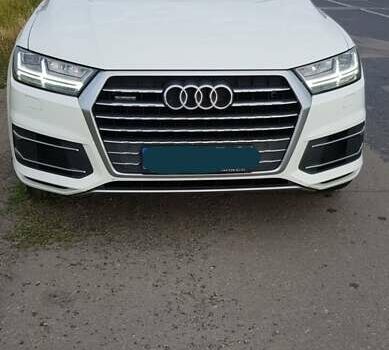Белый Ауди Ку 7, объемом двигателя 2.97 л и пробегом 173 тыс. км за 42000 $, фото 4 на Automoto.ua
