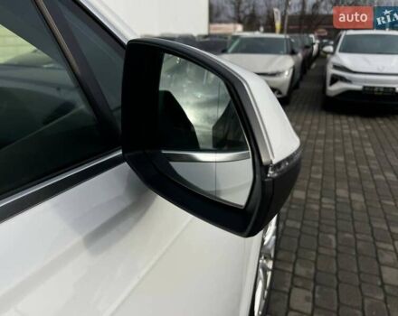 Білий Ауді Ку 7, об'ємом двигуна 2.97 л та пробігом 303 тис. км за 30000 $, фото 8 на Automoto.ua
