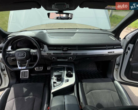 Білий Ауді Ку 7, об'ємом двигуна 3 л та пробігом 216 тис. км за 37500 $, фото 26 на Automoto.ua