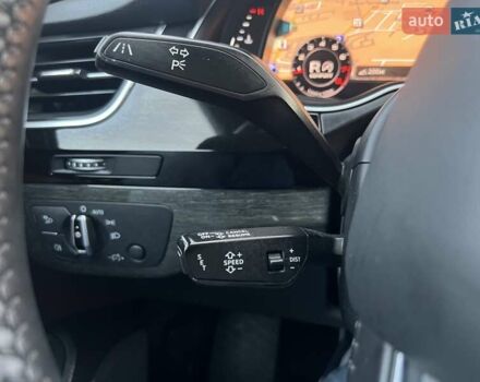 Білий Ауді Ку 7, об'ємом двигуна 2 л та пробігом 109 тис. км за 23900 $, фото 42 на Automoto.ua