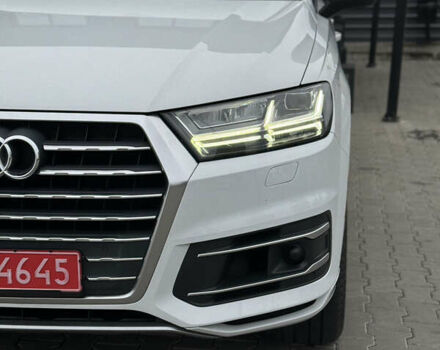 Белый Ауди Ку 7, объемом двигателя 3 л и пробегом 125 тыс. км за 29499 $, фото 4 на Automoto.ua