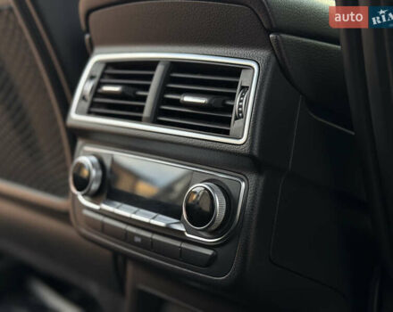 Білий Ауді Ку 7, об'ємом двигуна 3 л та пробігом 216 тис. км за 37500 $, фото 18 на Automoto.ua