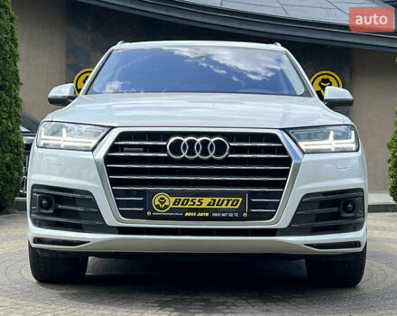 Белый Ауди Ку 7, объемом двигателя 3 л и пробегом 220 тыс. км за 49700 $, фото 1 на Automoto.ua