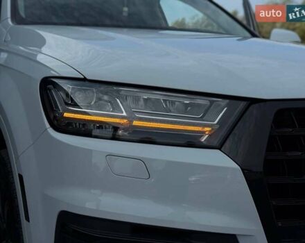 Ауді Ку 7 2017 у Рівному на Automoto.ua Білий Ауді Ку 7, об'ємом двигуна 3 л та пробігом 149 тис. км за 31000 $, фото 7 на Automoto.ua