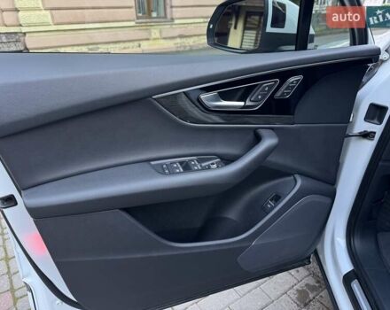 Белый Ауди Ку 7, объемом двигателя 3 л и пробегом 195 тыс. км за 23500 $, фото 20 на Automoto.ua