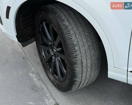 Ауді Ку 7 2017 у Рівному на Automoto.ua Білий Ауді Ку 7, об'ємом двигуна 3 л та пробігом 149 тис. км за 31000 $, фото 2 на Automoto.ua