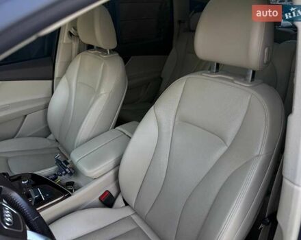 Ауді Ку 7 2017 у Рівному на Automoto.ua Білий Ауді Ку 7, об'ємом двигуна 3 л та пробігом 149 тис. км за 31000 $, фото 38 на Automoto.ua